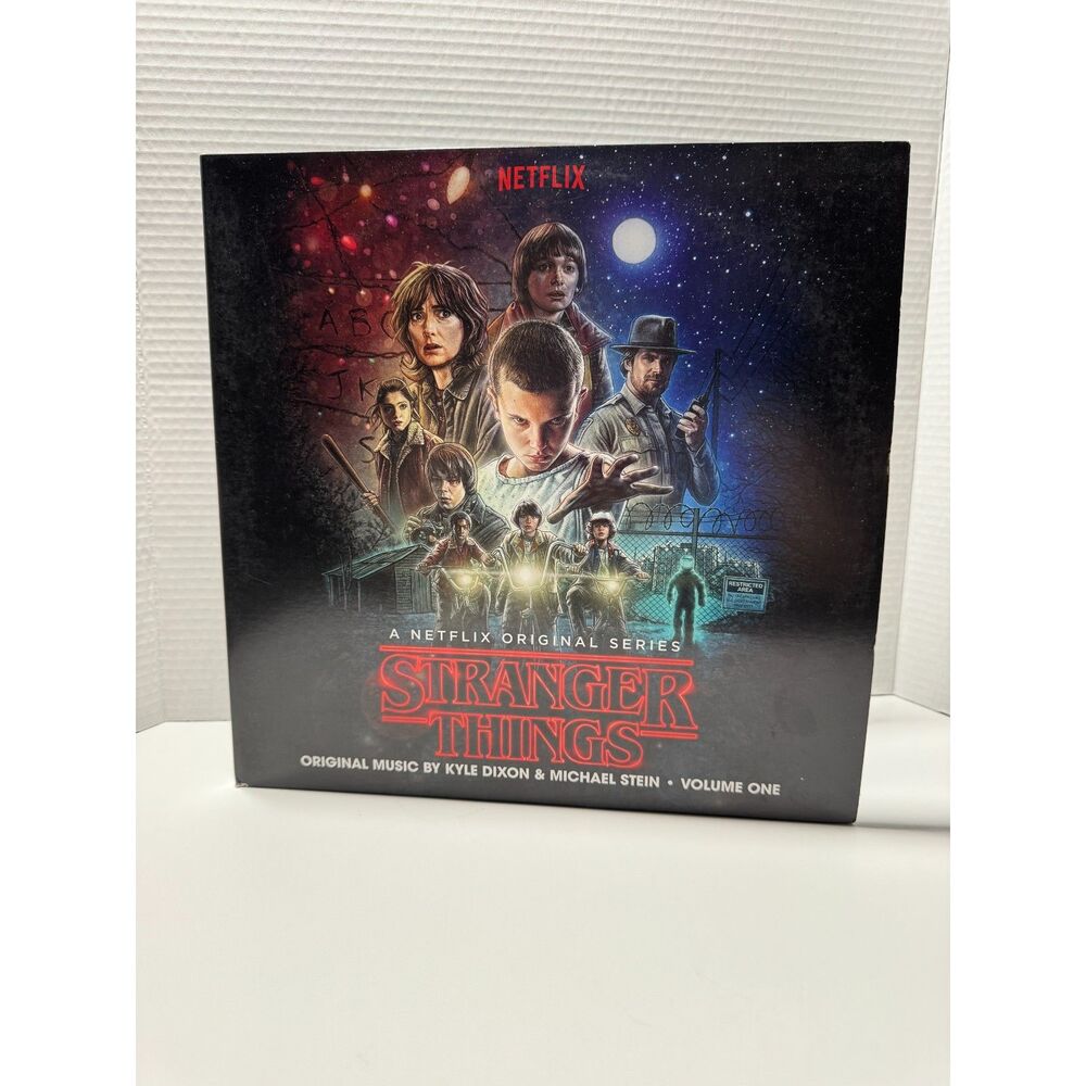 Stranger Things Vol 1 Vinyl Soundtrack 2LP Coke Bottle Clear Glow In Dark